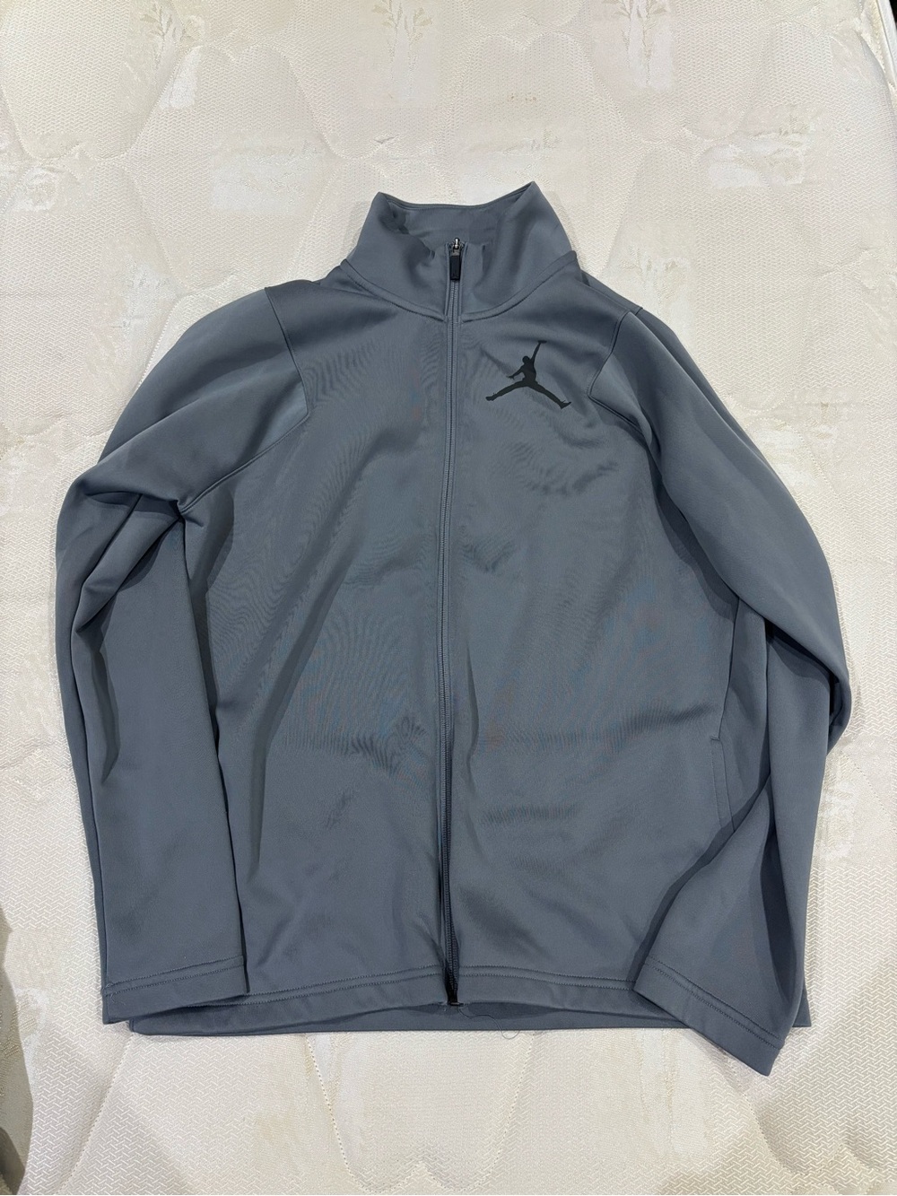 Jordan Light Coat